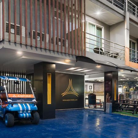 Aspira Suites Sukhumvit 20 バンコク都 エクステリア 写真