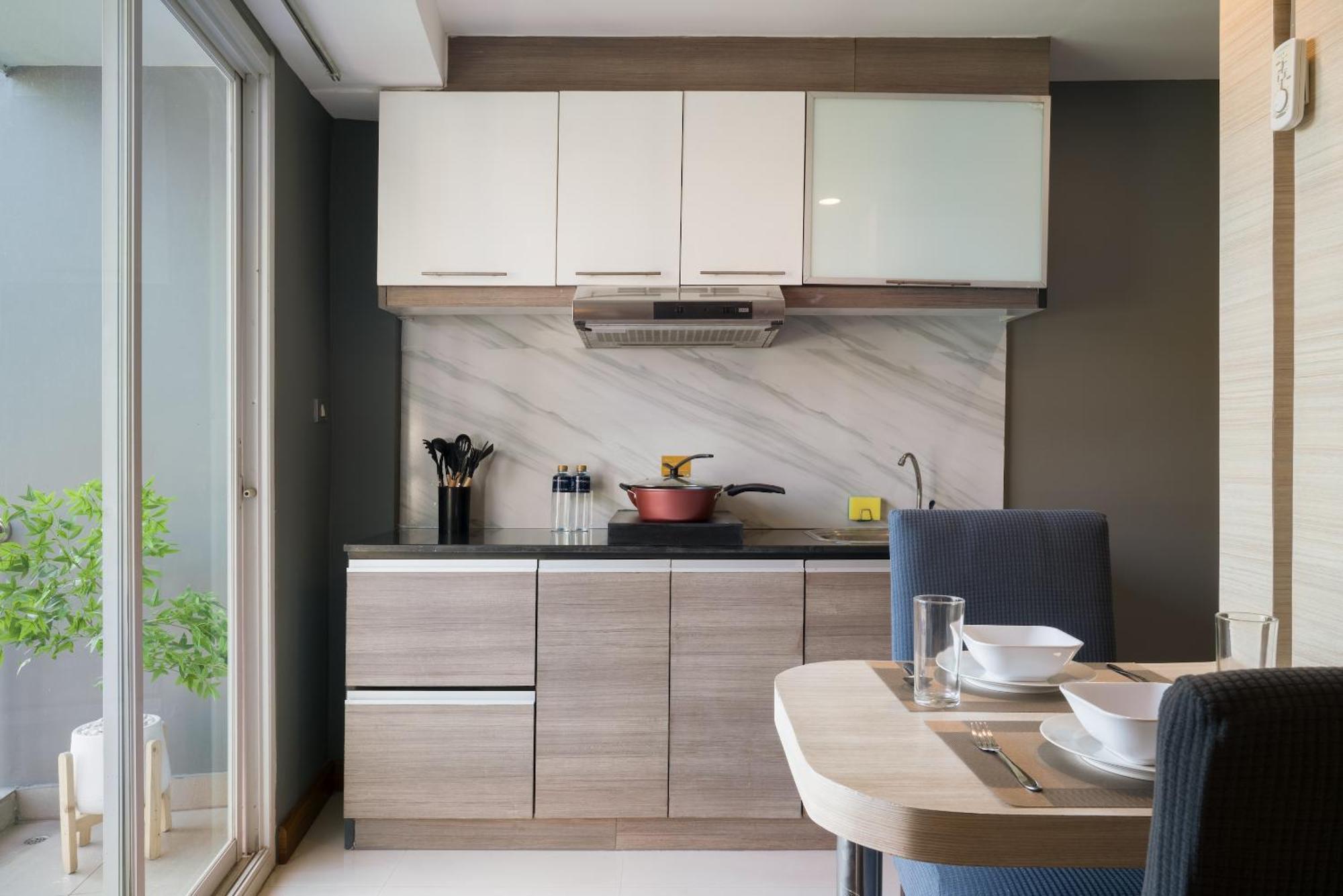 Aspira Suites Sukhumvit 20 バンコク都 エクステリア 写真